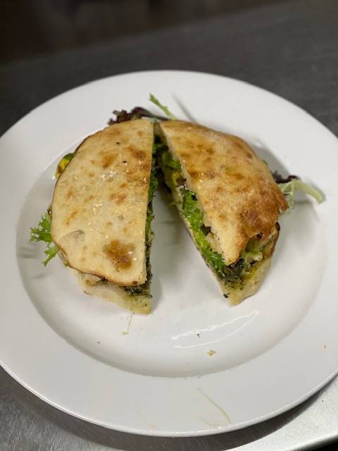 Toasted Veggie Pide