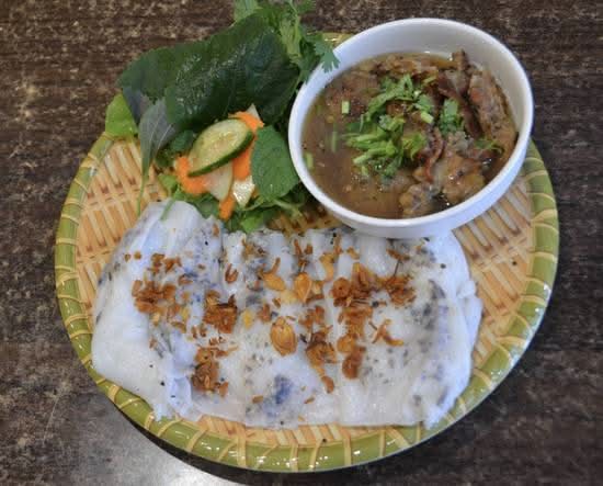 Steamed Rice Noodle Rolls and Grilled Pork (Bánh Cuốn Thịt Nướng)