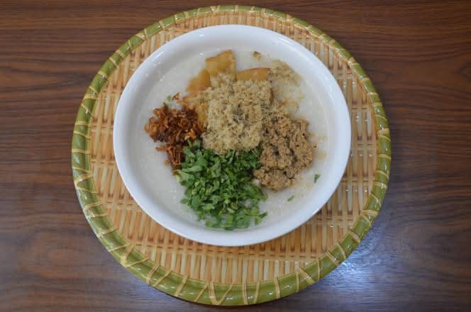 Pokr Congee (Cháo Thịt Heo)