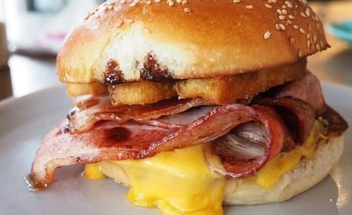 Tradies Burger