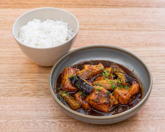 Wok Fried Eggplant and Tofu with Chilli Bean Sauce (V)