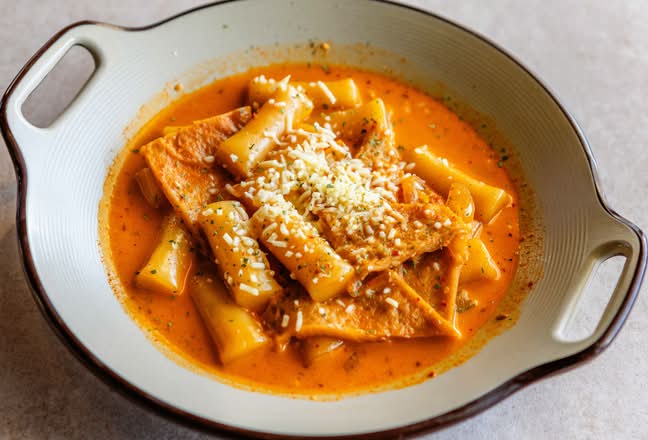 Rose Tteokbokki 로제 떡볶이