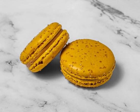 Salted Caramel Macaroon