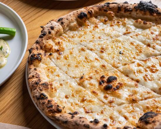 Cheesy Garlic Foccacia