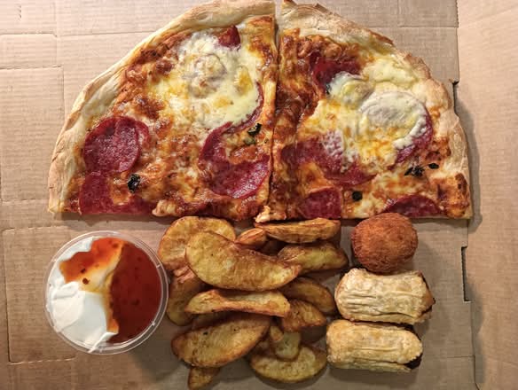 HotBox with pepperoni pizza