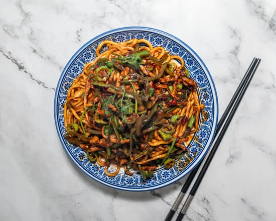 Spicy Shredded Beef Fried Noodles