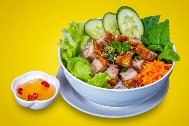 Crispy Pork Vermicelli Salad (GF)