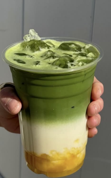 Iced mango matcha