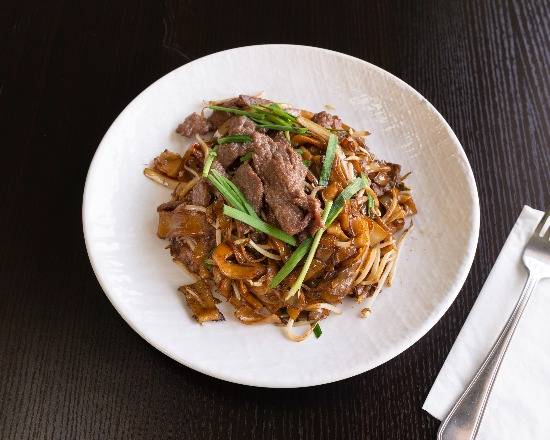 Dry Fried Beef Rice Noodle