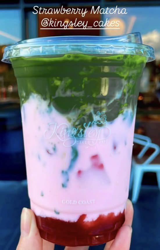 Iced Strawberry Matcha (L) (16oz)