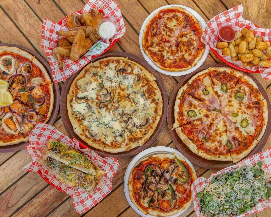 Tropicana Pizza Pizza cover