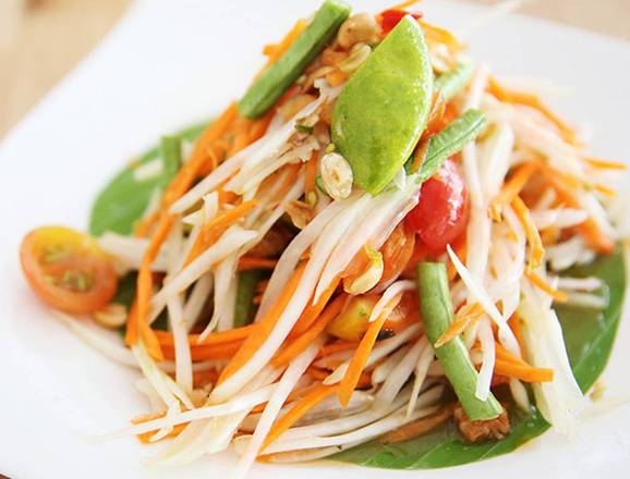 Som Tum (papaya salad)