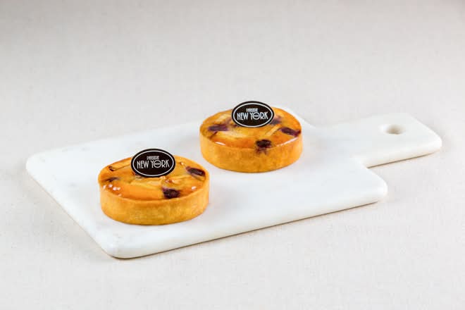 Apple and Blueberry Tart