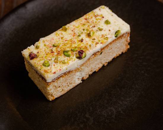 Lemon Pistachio Cake