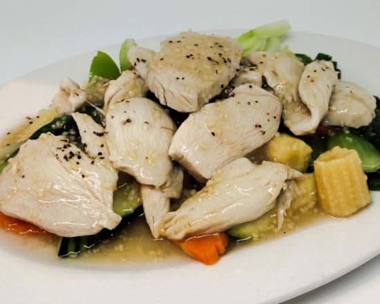 Steamed Chicken in Garlic Sauce