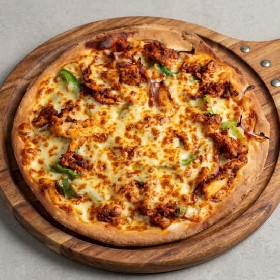 Monster’s Tandoori Chicken Pizza
