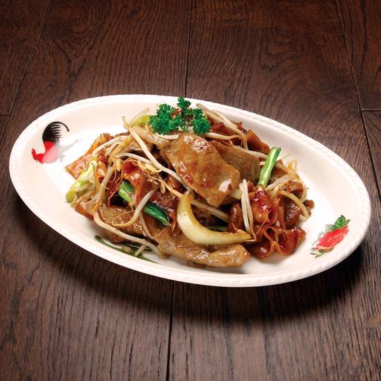 N7 Fried Flat Rice Noodles w Beef Slices
