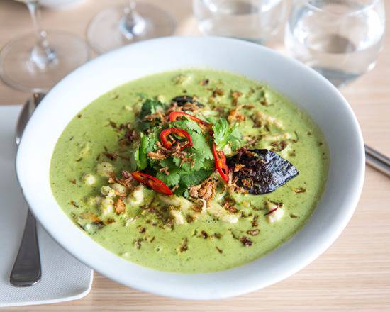 Green Chicken Curry