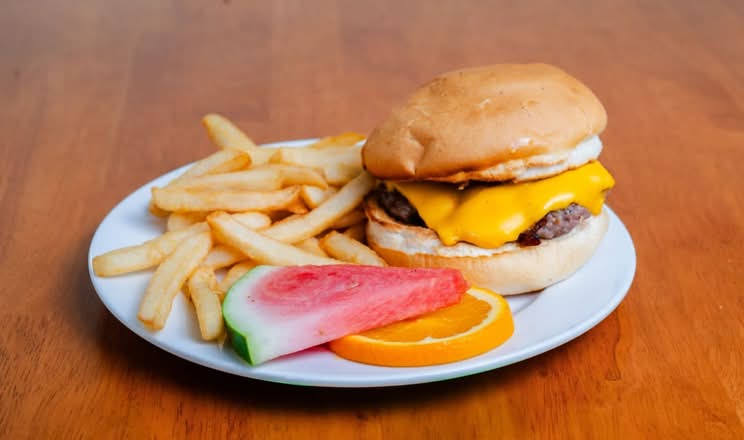 Kids Cheeseburger