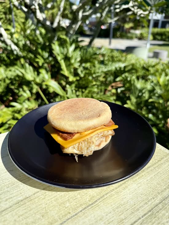 Bacon, Egg & Cheese Muffin