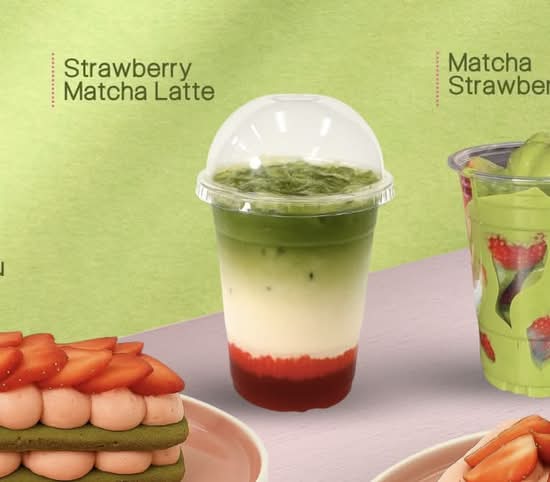 Strawberry. Matcha Latte