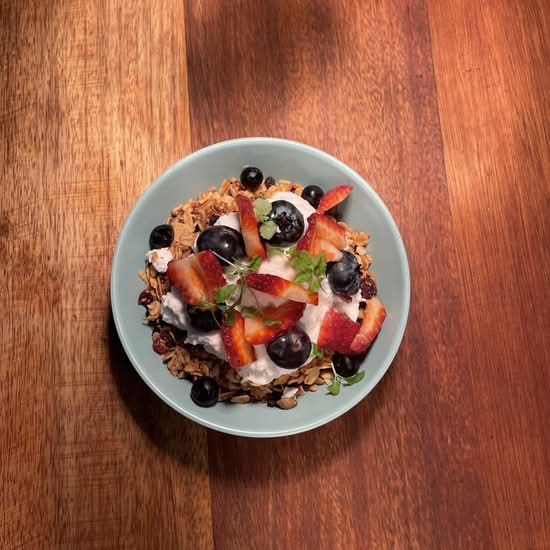 Almond Butter and Cardamon Granola (VG)