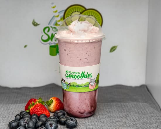 BERRY BLAST SMOOTHIE
