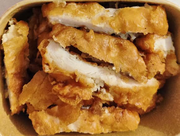 Boneless Chicken in Lemon Sauce