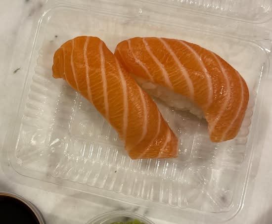 Salmon Nigiri