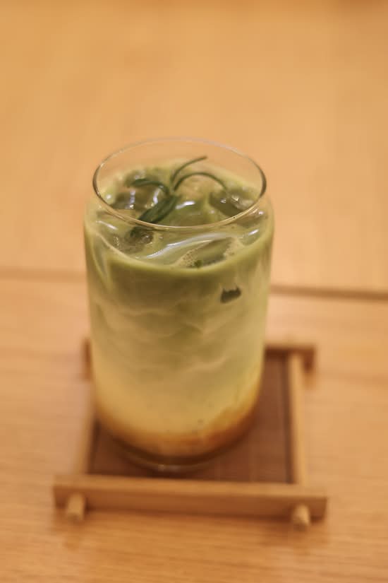 Iced Mango Matcha