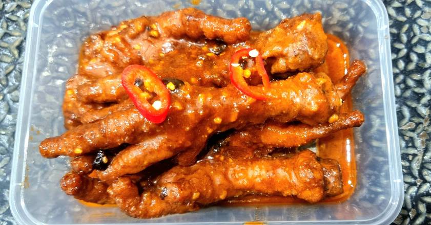 Steamed Chicken feets