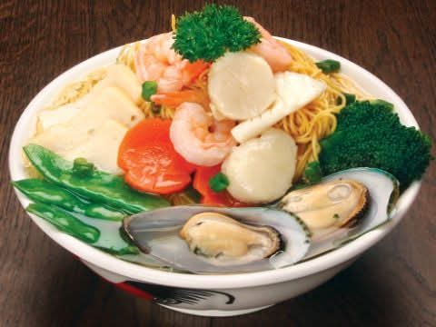 N16 Seafood Noodles Soup(U)