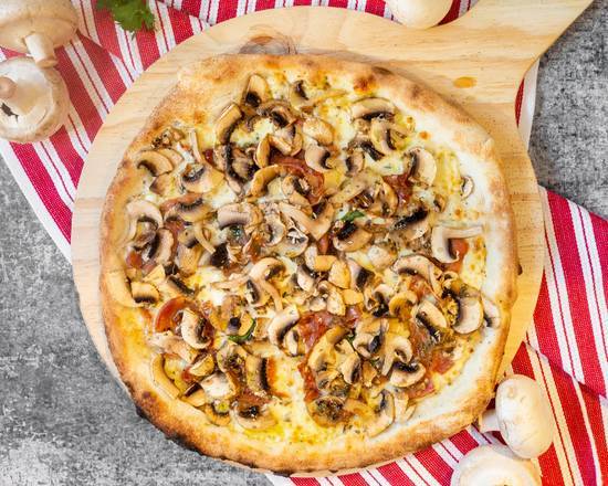 Prosciutto and mushroom Pizza