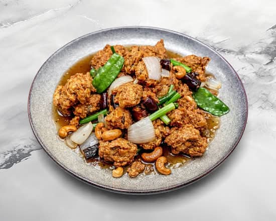 Cashew Nut Chicken Stir Fried
