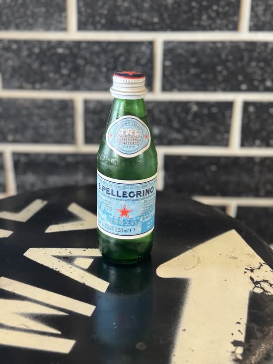 San Pellegrino Sparkling Water (250ml)