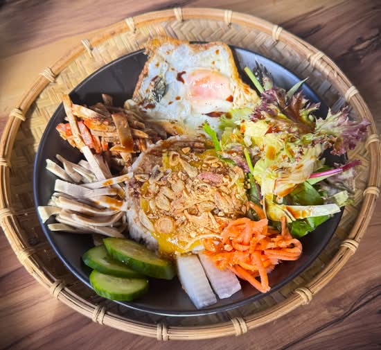 Sai Gon sticky rice bowl (New)