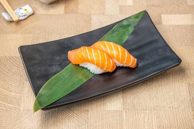 Salmon Nigiri Box (7 PCS)