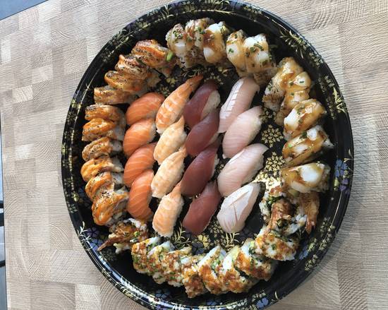 Sushi Deluxe platter