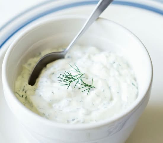 Yogurt garlic sauce