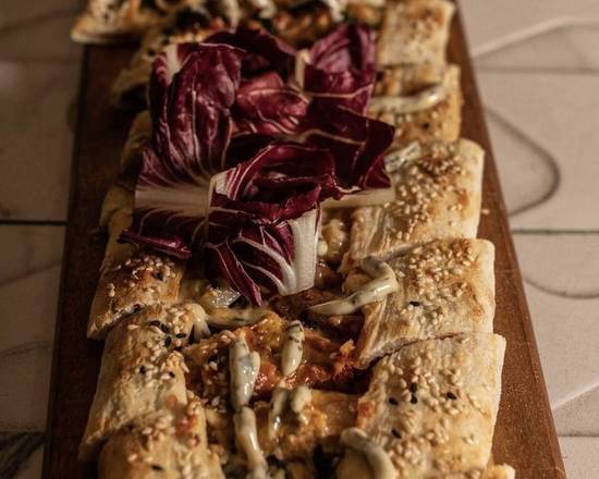 Chicken Tandoori Gourmet Pide
