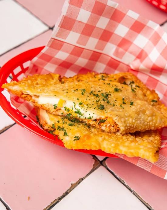Pastel Chicken & Catupiry