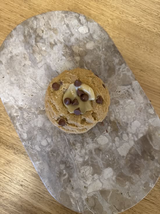 Chocolate Chip & Caramel Cookie