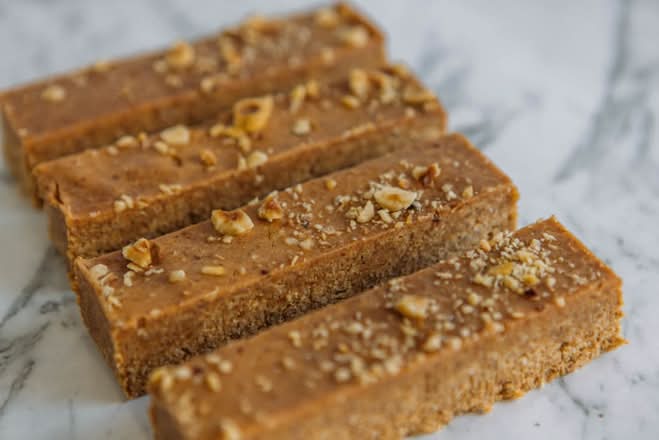 Salted caramel protein bar
