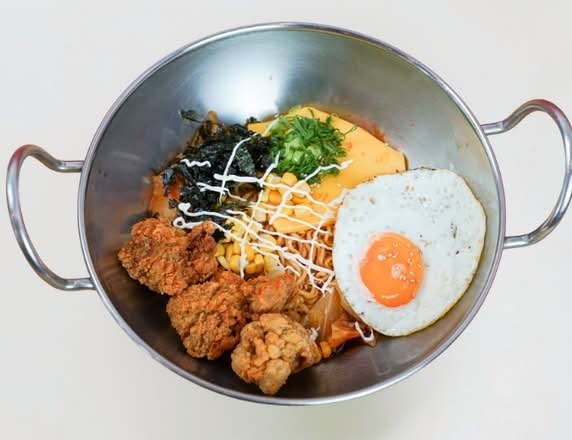 Buldak Ramen Fried Chicken (Spicy Dry Noodles)