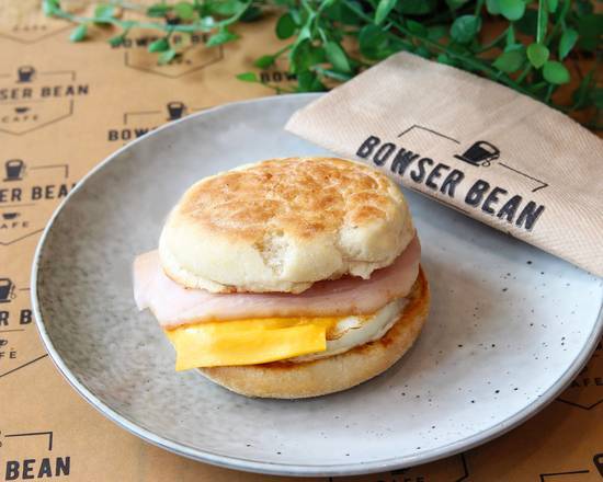 Egg, Bacon & Cheese Muffin