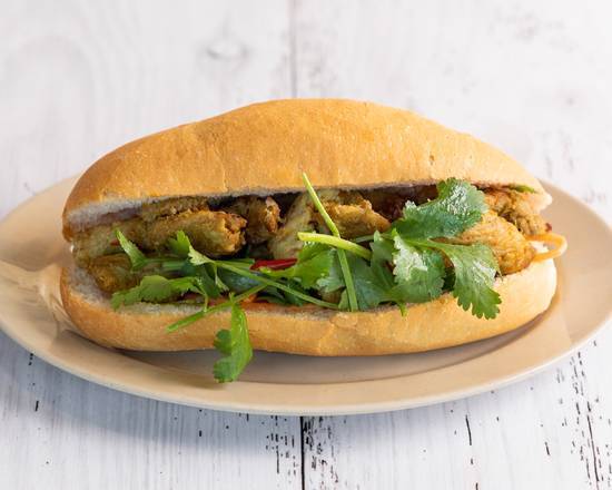 Grilled Lemongrass Chicken Baguette