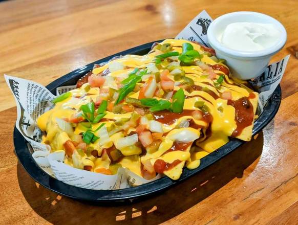 BLACK BEAN NACHOS