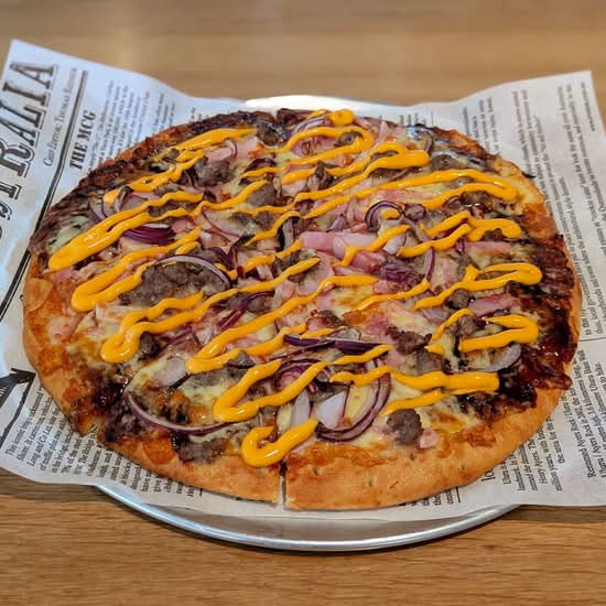 BBQ BACON CHEESEBURGER PIZZA