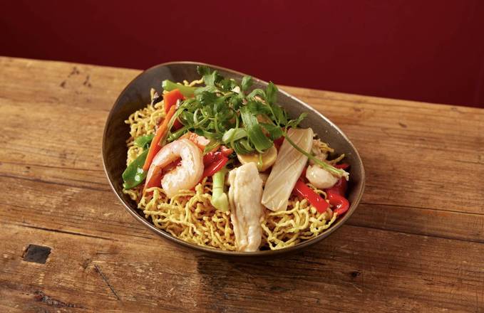 Mi Xao Gion (Crispy Egg Noodle)