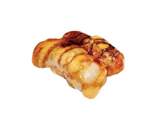 Grilled Scallop Nigiri Plate